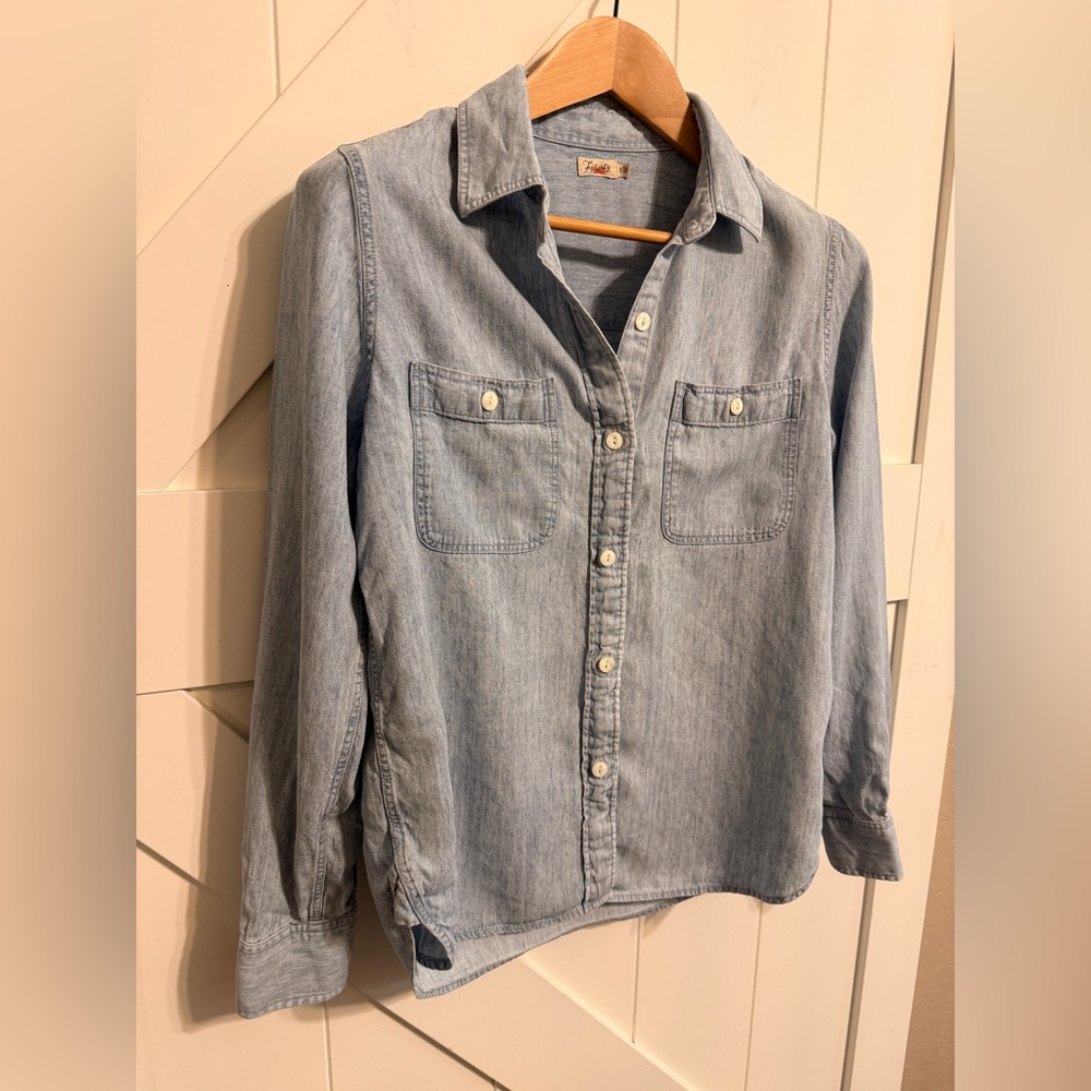 Faherty Chambray Button Down Shirt Light Blue Lin… - image 2